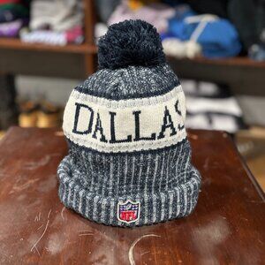 New Era Dallas Cowboys Blue NFL 2018 Onfield Sport Knit Beanie Pom Hat
